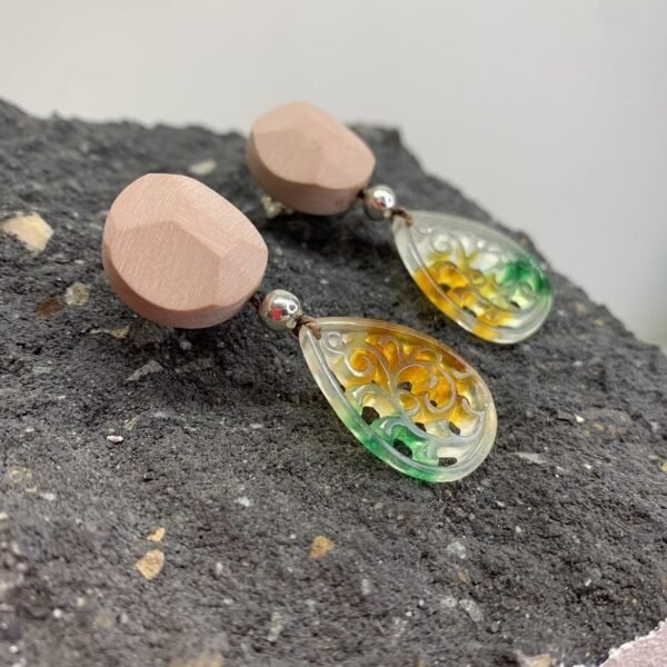Beige Color Earrings With Hand Carved Quartz - Image 4
