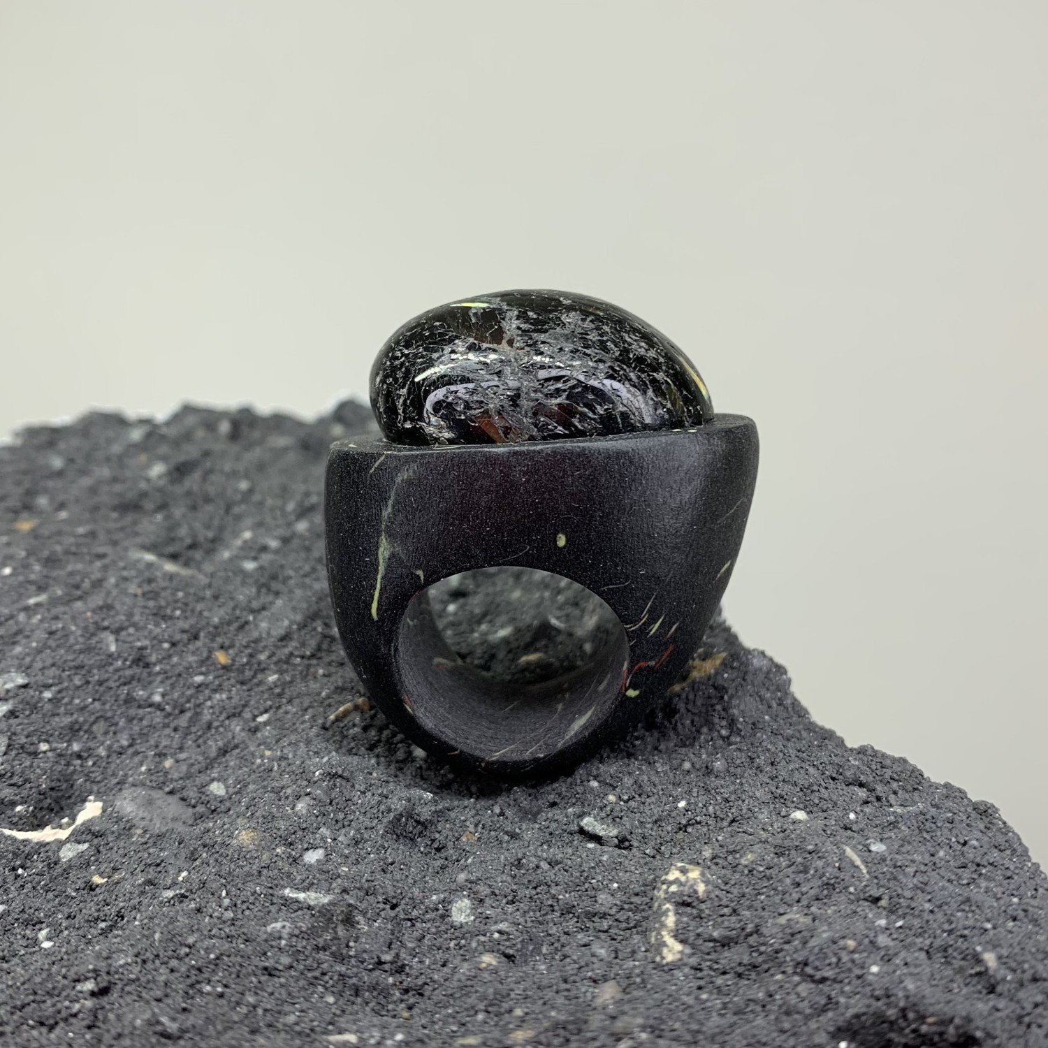 Black Cocktail Ring - Image 3