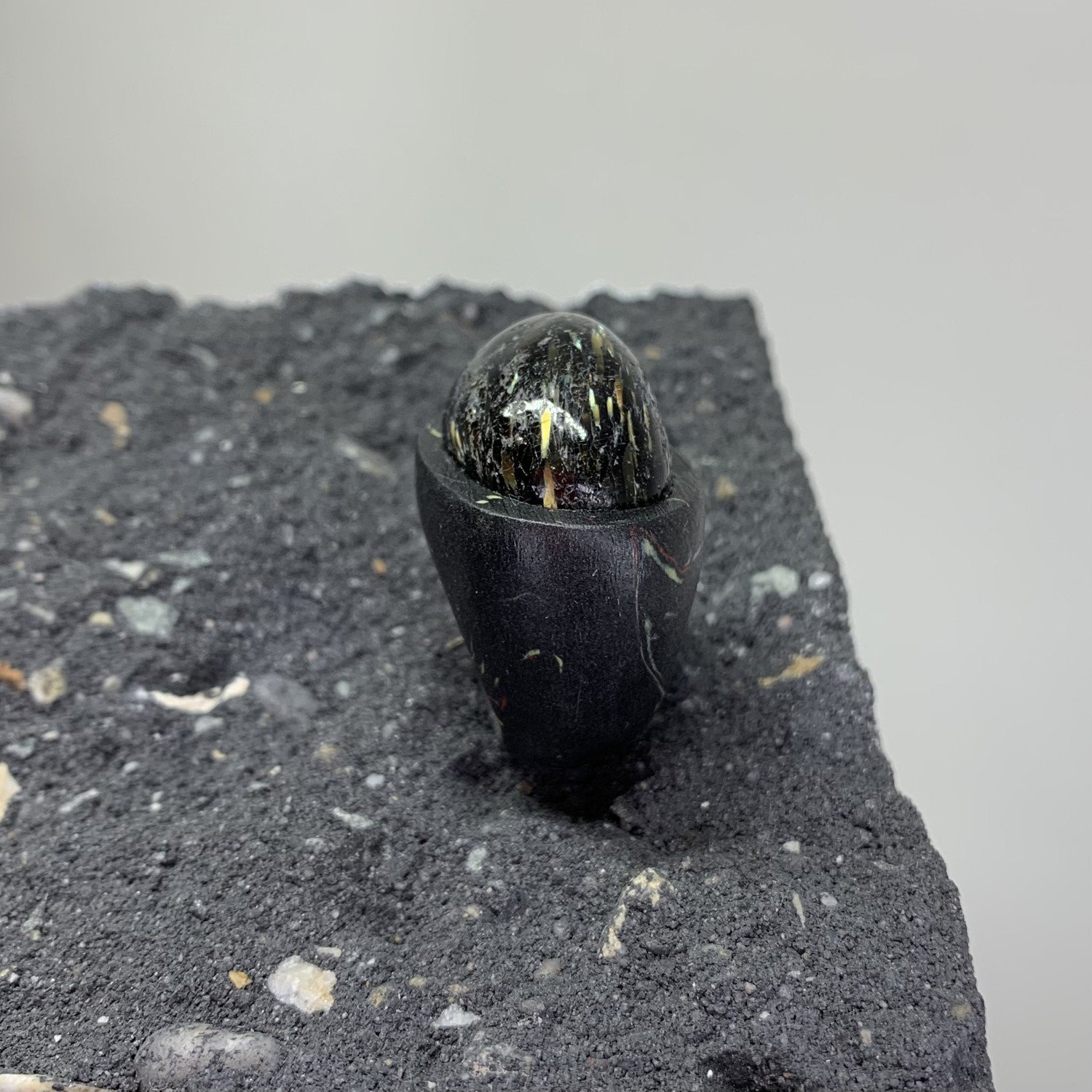 Black Cocktail Ring - Image 5