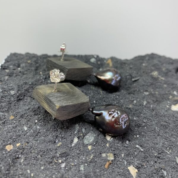 Black Pearl Earrings - Image 5