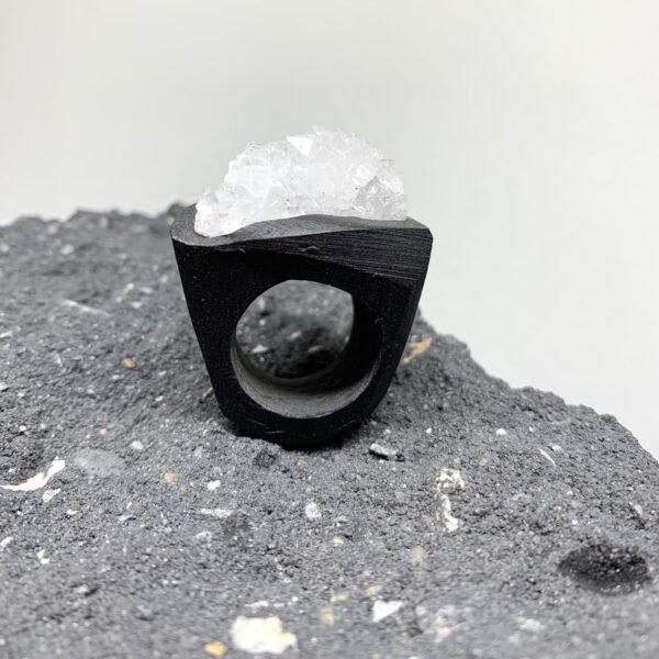 Black&White Quartz Ring - Image 4