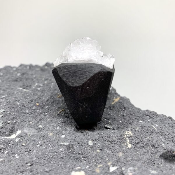 Black&White Quartz Ring - Image 5
