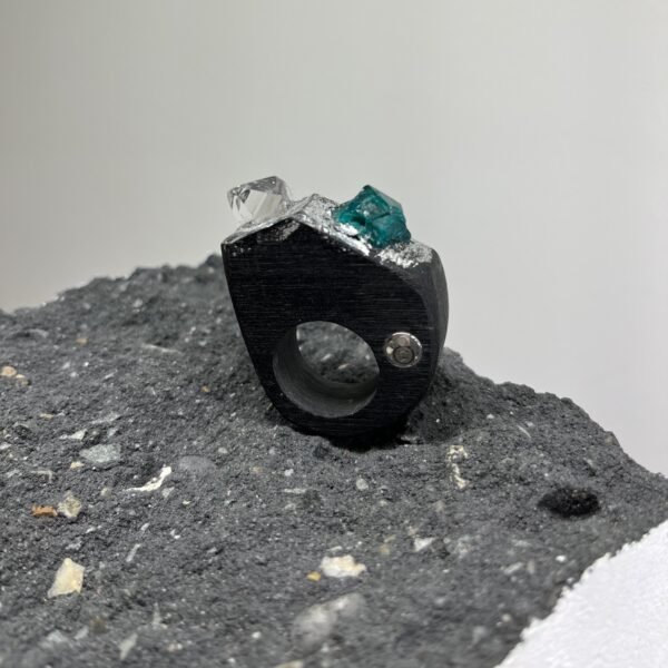 Herkimer Diamond & Dioptase Crystal Ring - Image 3