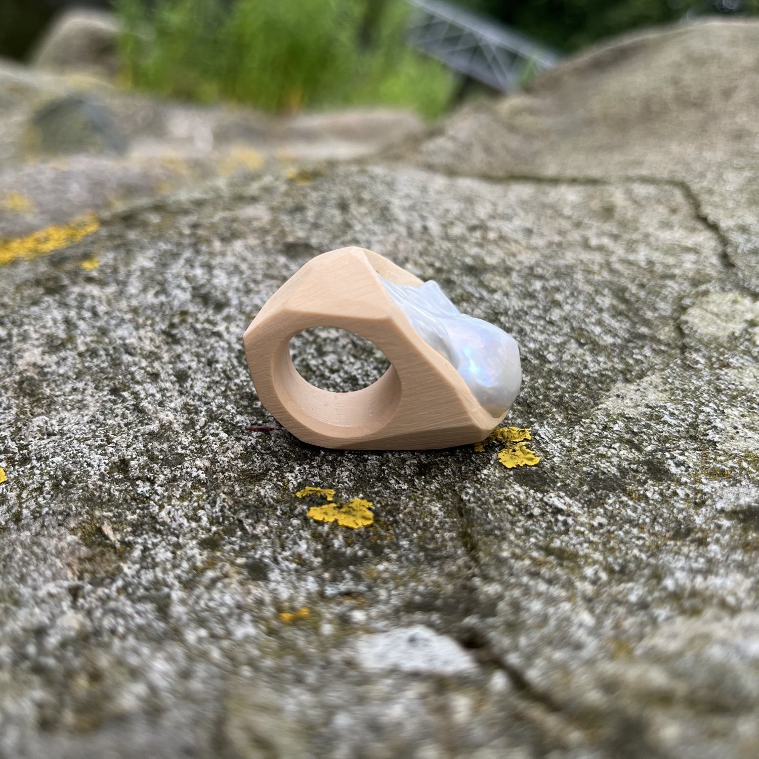 Large Baroque Pearl Ring - Image 3