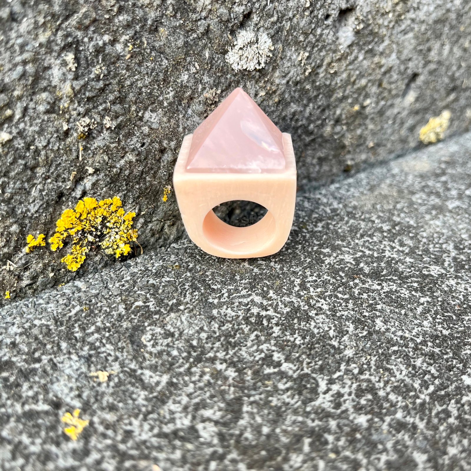Rose Quartz Pyramide Ring - Image 6