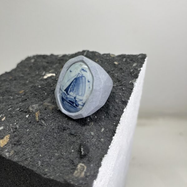 Upsycled Delft Blue Ring - Image 3