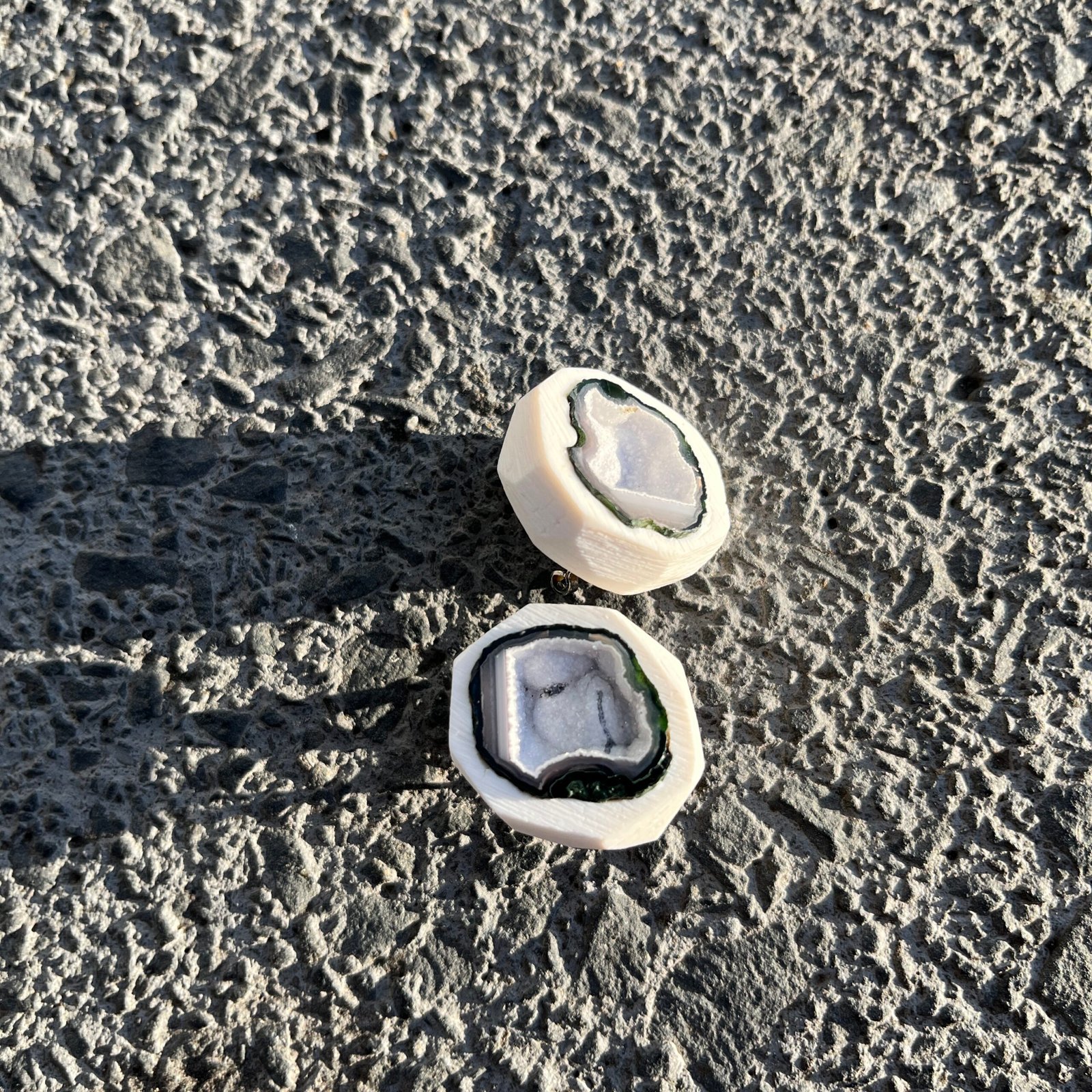 White Tabasco Geode Agate-Quartz Ceramic Stud Earrings - Image 2